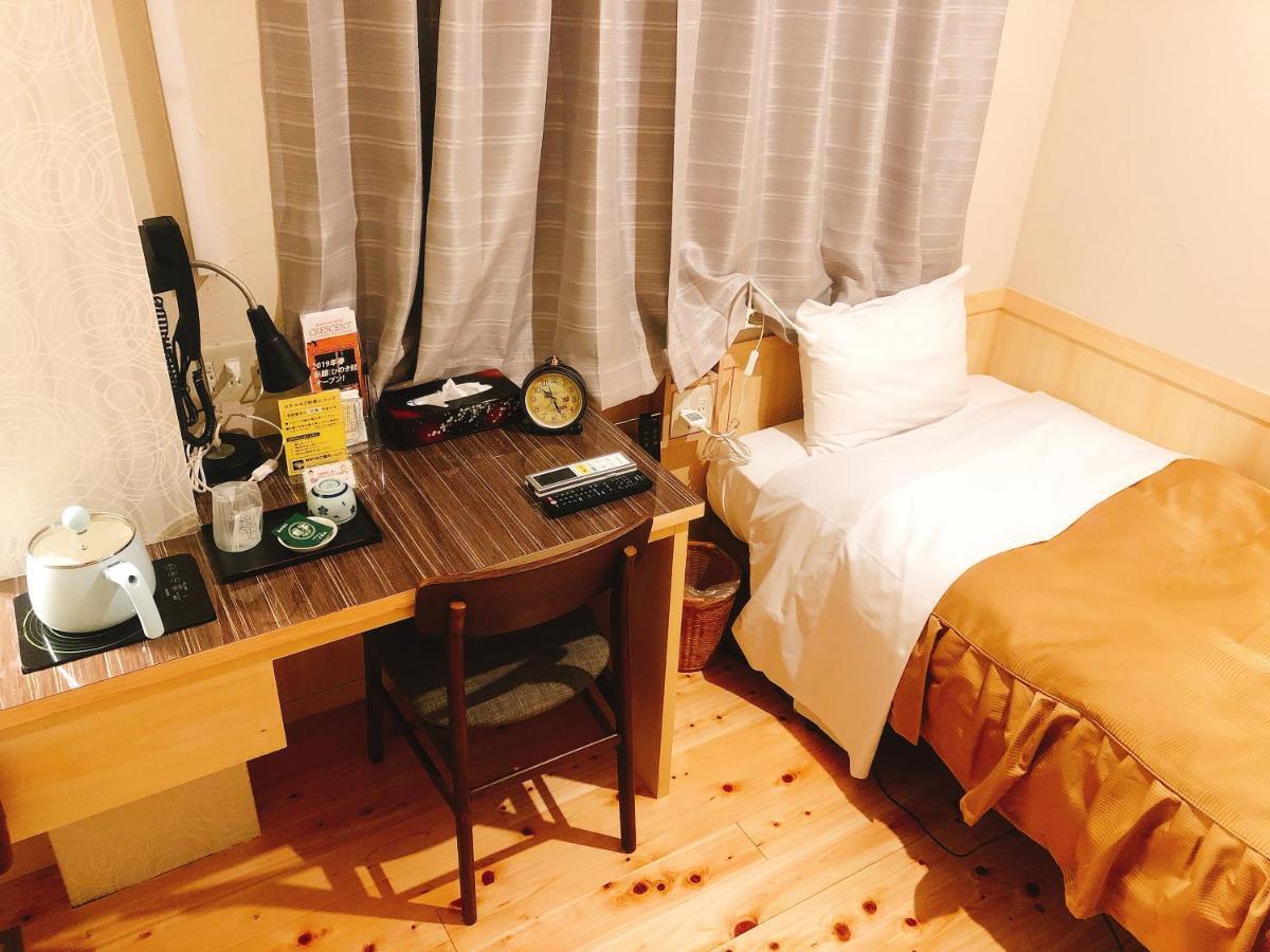ビジネスホテルクレセント 東京都 エクステリア 写真